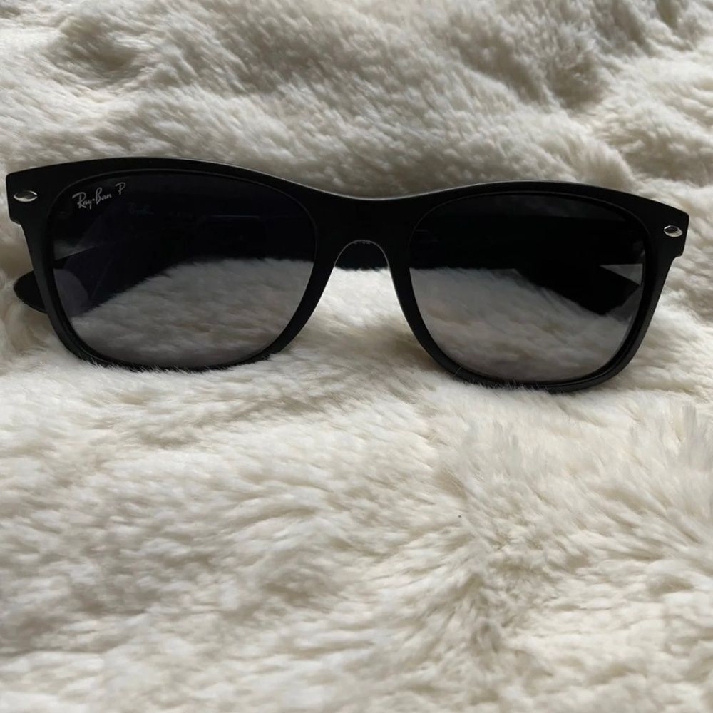Brand NEW Polarized Ray-Ban Sunglasses